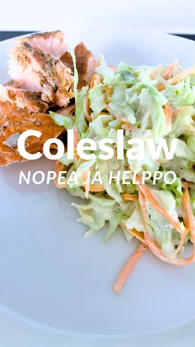 Helppo coleslaw kesän grilliruokien kanssa 🤩

🦋 2rkl majoneesia, 1dl kermaviiliä, 1rkl makeaa sinappia, loraus sitruunan mehua. Suolaa ja pippuria. Sekoita kaikki keskenään ja tarkista maku. 

🦋 suikaloi puolikas (keskikokoinen) keräkaali sekä 2-3 porkkanaa. Lisää kastikkeen joukkoon ja sekoita hyvin. 

🦋 Anna tekeytyä jääkaapissa noin 20min, jotta maut ehtivät tasaantua.

🦋 tarjoile grillatun lihan tai kanan kanssa

Muista tallentaa resepti ja jaa se vaikka sun seuraajille. 

#coleslaw #grilliruoka #kaalisalaatti